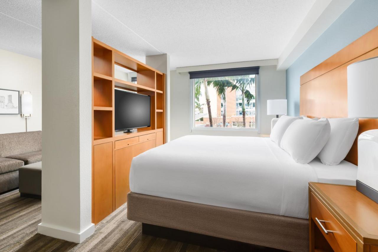 Hyatt House Fort Lauderdale Airport/Cruise Port Dania Beach Extérieur photo