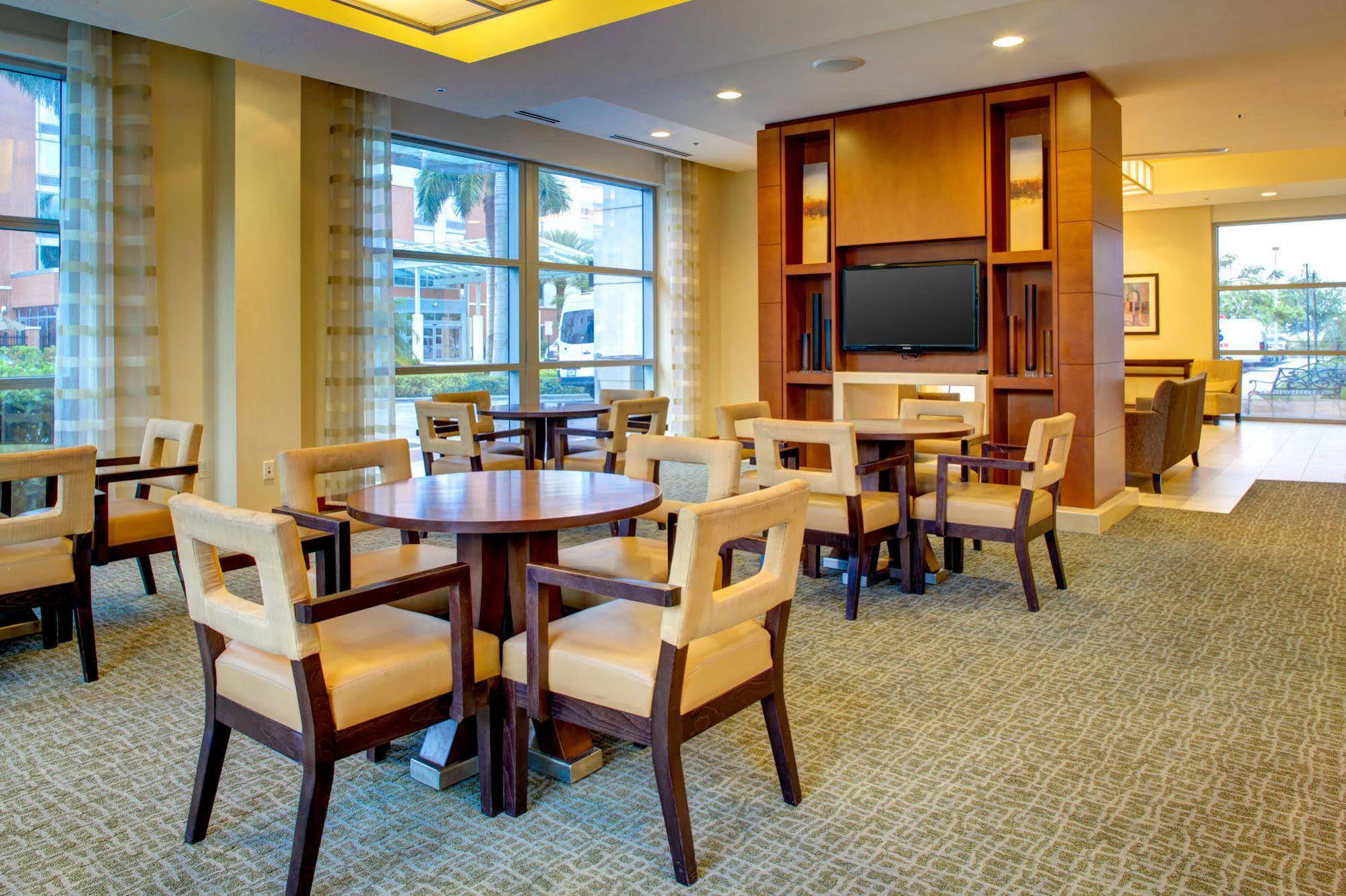 Hyatt House Fort Lauderdale Airport/Cruise Port Dania Beach Extérieur photo