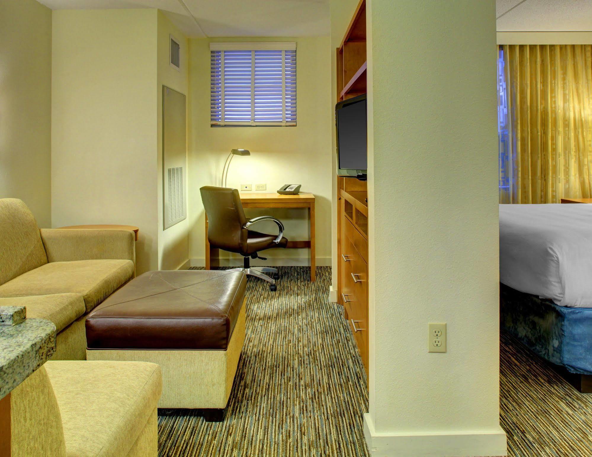 Hyatt House Fort Lauderdale Airport/Cruise Port Dania Beach Extérieur photo