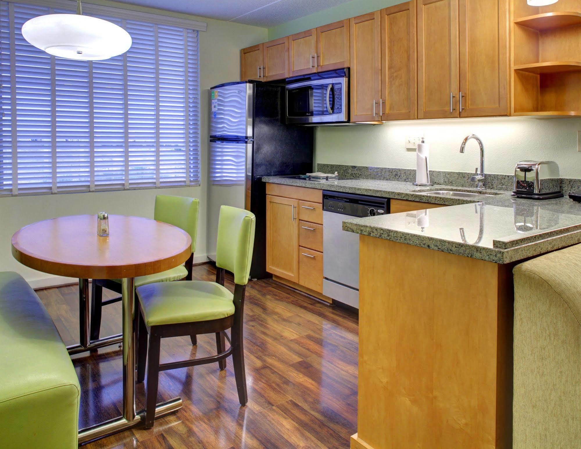 Hyatt House Fort Lauderdale Airport/Cruise Port Dania Beach Extérieur photo